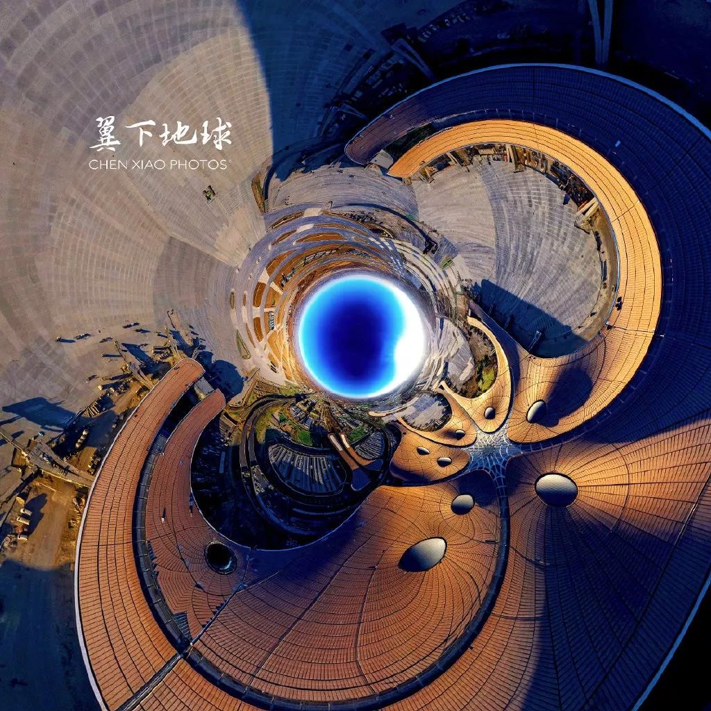 耗资百亿建中国第一高楼,耗资100亿大楼