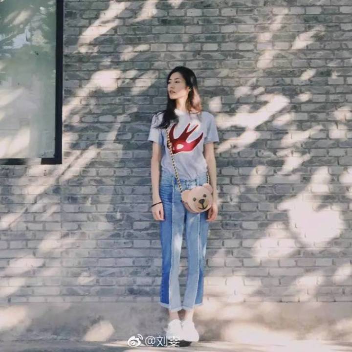 中年妇女穿啥样的牛仔裤显瘦 (大腿粗穿什么牛仔裤子显瘦)