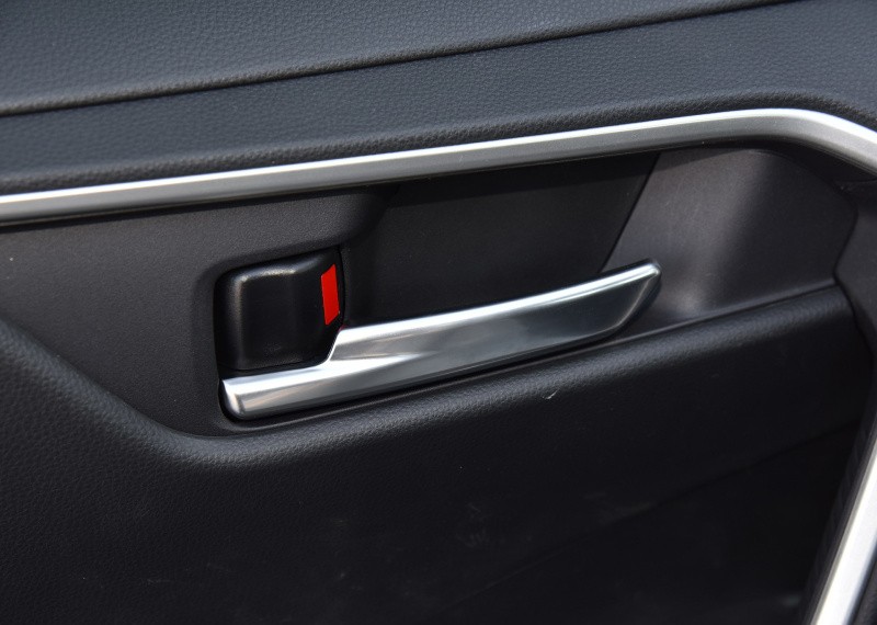 2.5双擎荣放试驾,丰田2.5双擎混动荣放