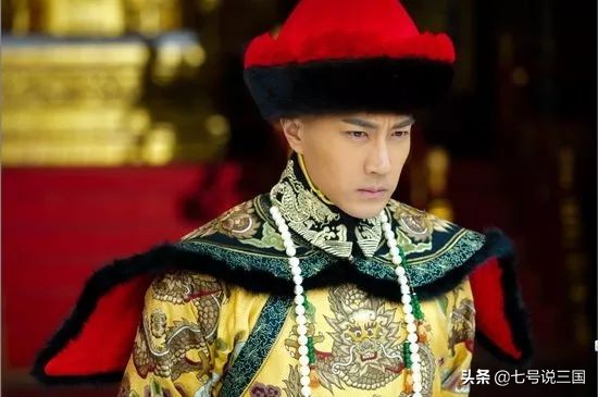 皇太极跟他儿子福临都有相似之处,皇太极去世为什么是福临继位