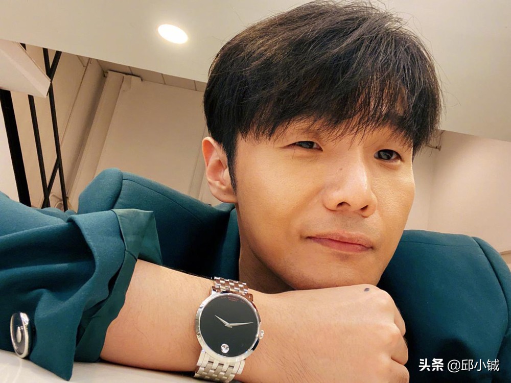 摩凡陀是奢侈品吗,摩凡陀手表是机械表吗