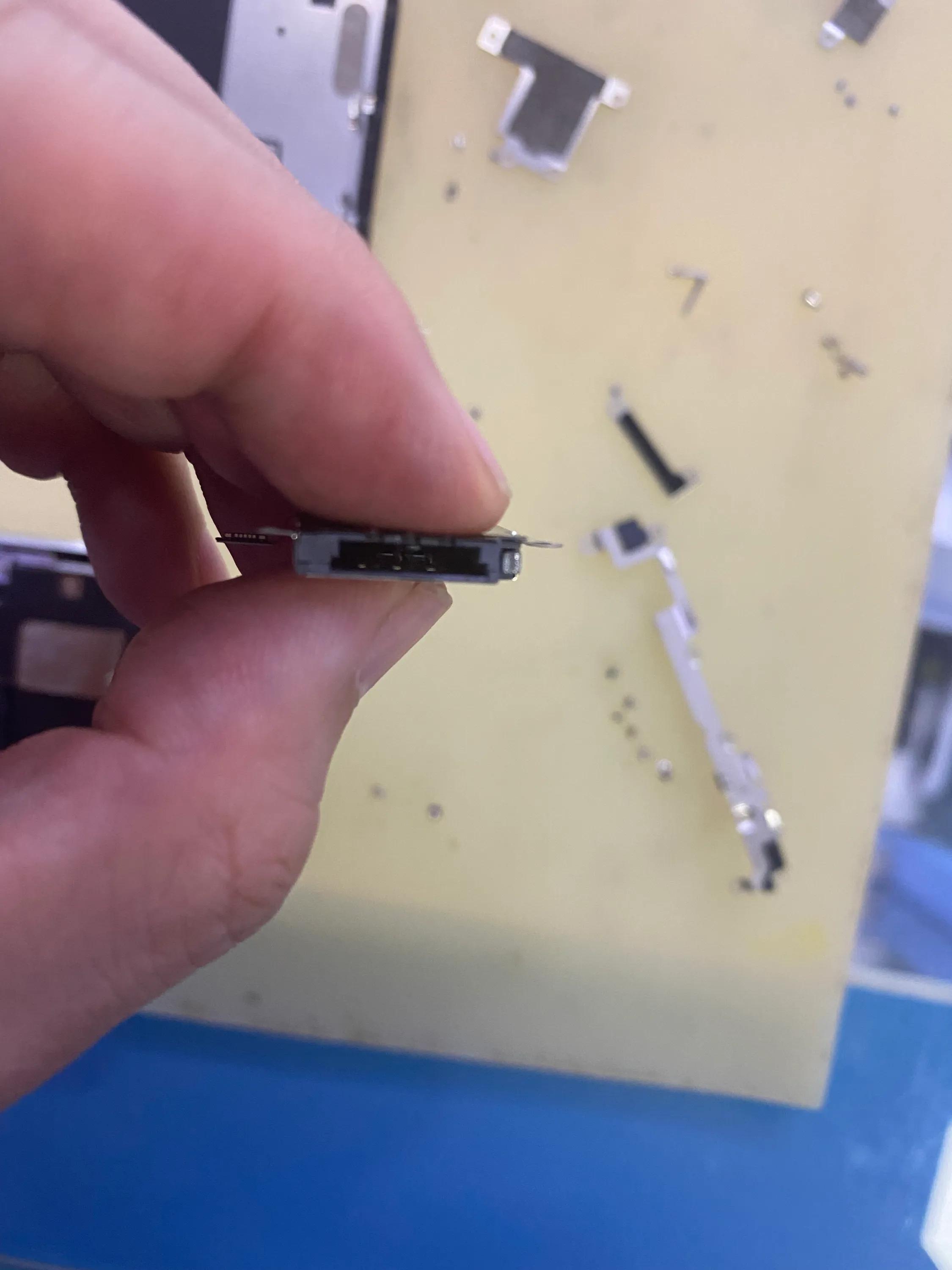 xr拆解高清图,苹果xr拆解视频前摄像头