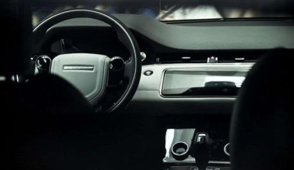 20万买路虎的梦,终于要实现了!全新路虎极光上市,真香/别买