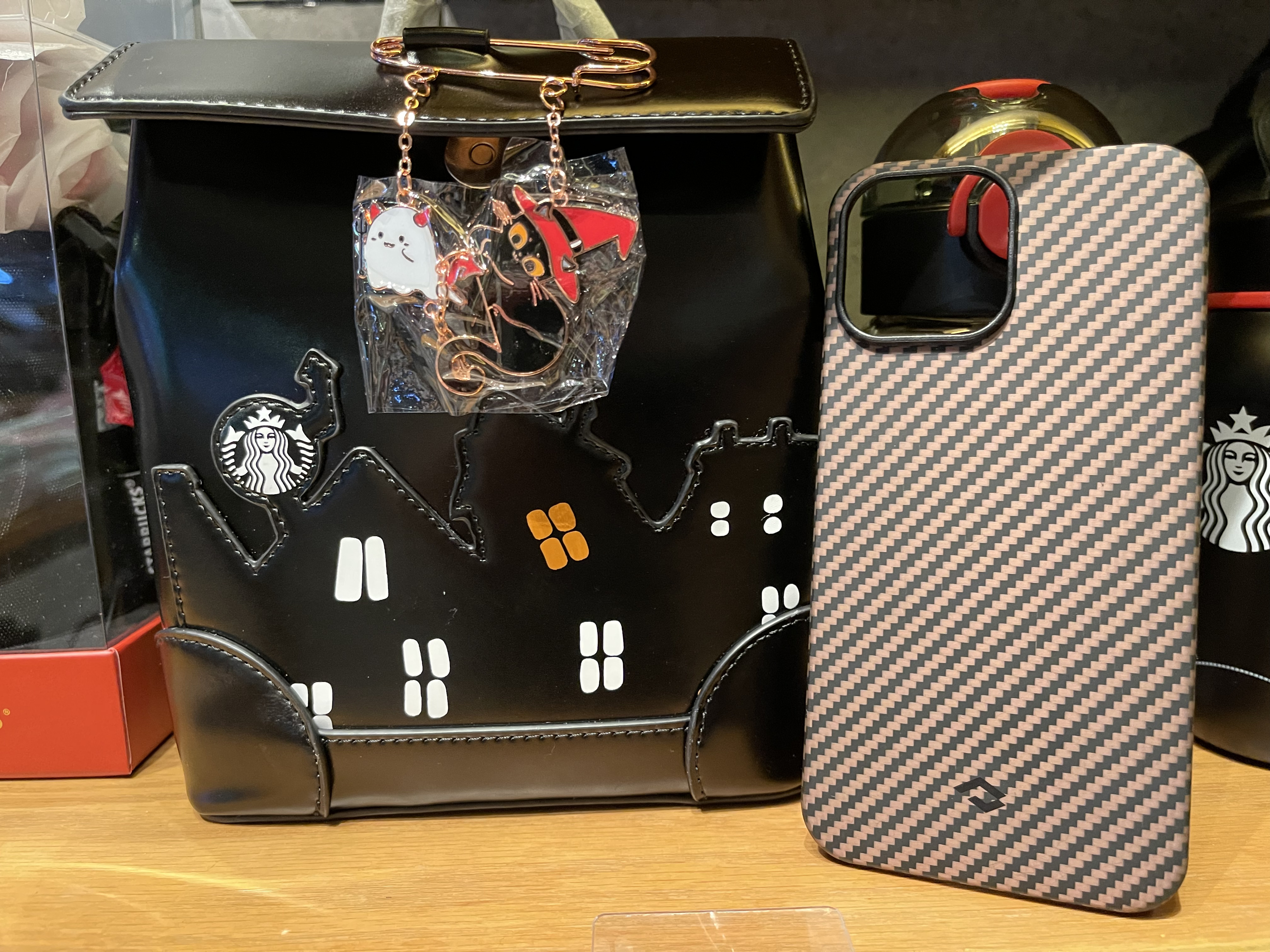 pitaka磁吸手机壳推荐,各品牌磁吸手机壳测评