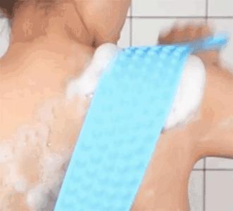 洗澡搓背自己就能搓干净,一个人搓澡搓后背小妙招