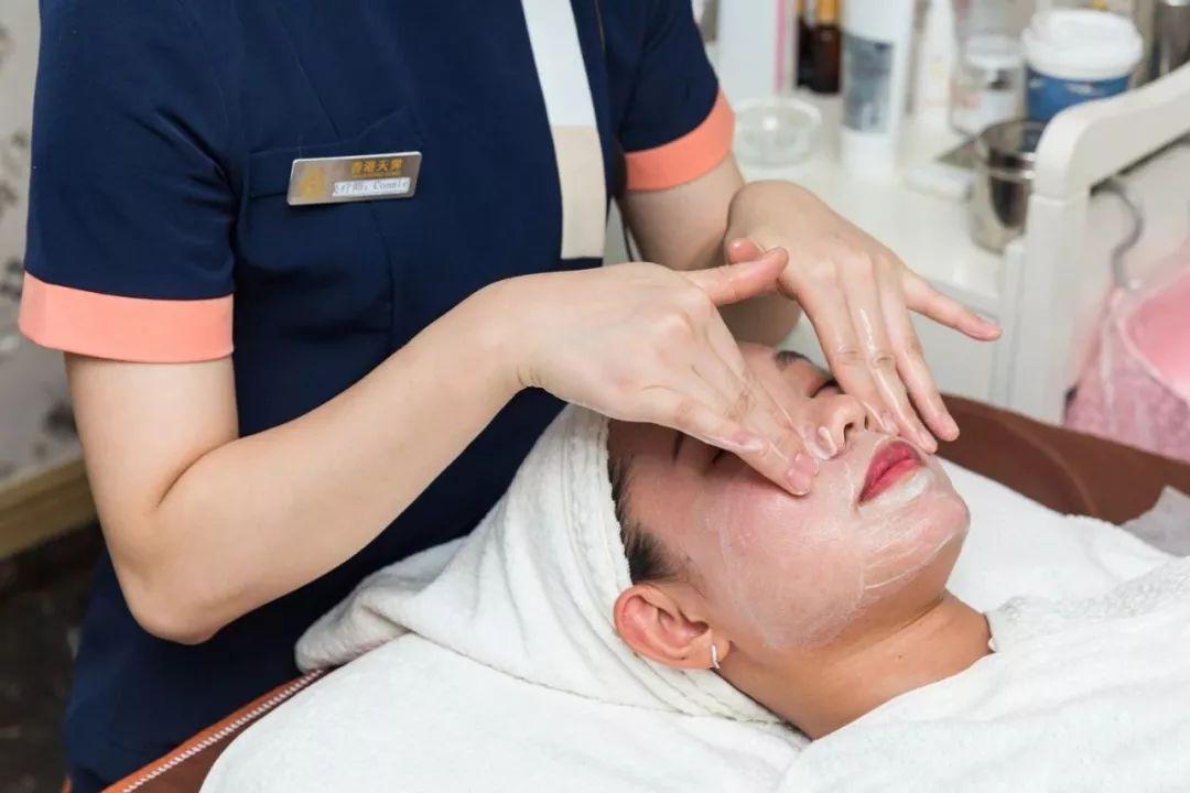 美背新款旗舰店,美背美容养生馆