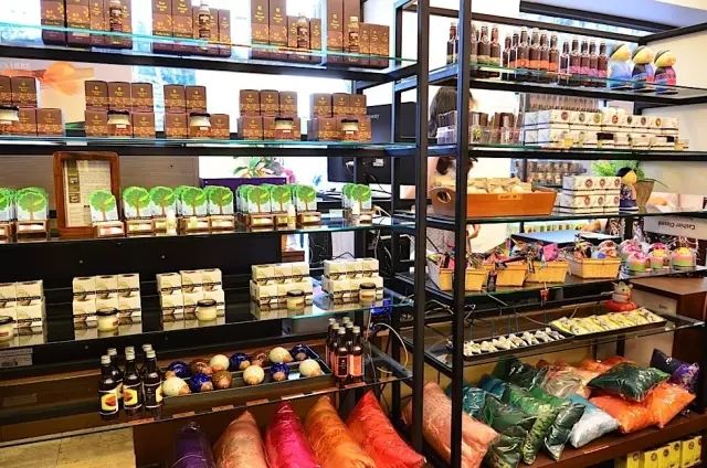 泰国购物必买大牌护肤品,泰国化妆品购物必买清单