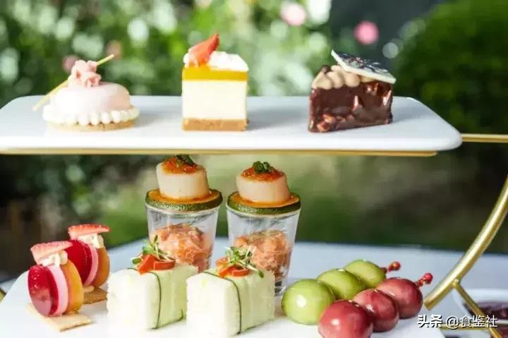 走走带你去看沿途的风景,深藏于魔都高端酒店里的下午茶
