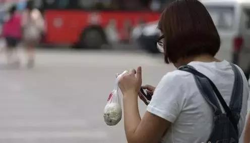 来自一位小偷的年终总结句句扎心,小偷年终总结及感悟