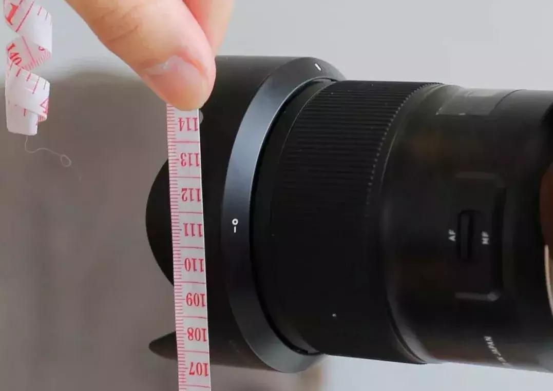 尼康定焦镜头35f1.8跑焦吗,镜头跑焦的原因有哪些呢