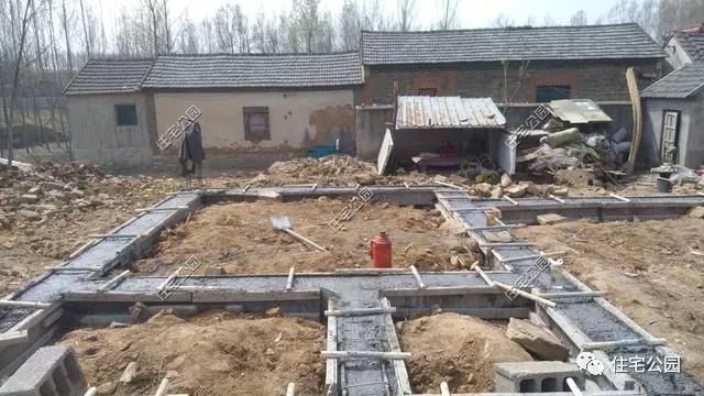 自家新房盖好趁热来晒晒，3个月完工造价25万，养老生活很舒适