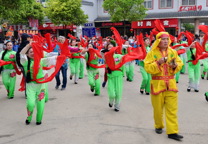 台江苗族姊妹节巡游,台江苗族姊妹节苗族服装