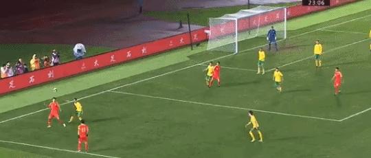 国足足球搞笑名场面憋住不笑,我们是足球队中文