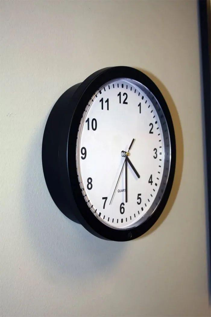 发现针孔摄像头真实事件,发现针孔摄像头真实案例