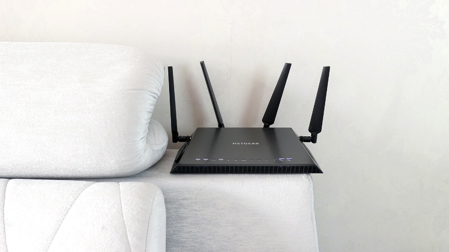 华为路由q2pro和小米mesh哪个好,华为路由q2pro评测