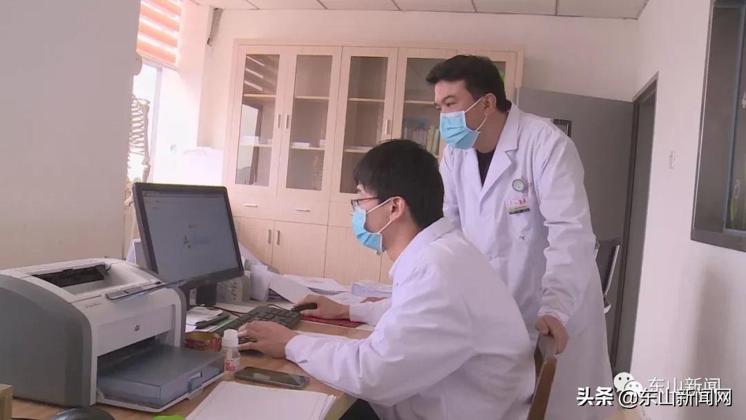 漳州东山：他是“白衣战士”，也是“参谋长”