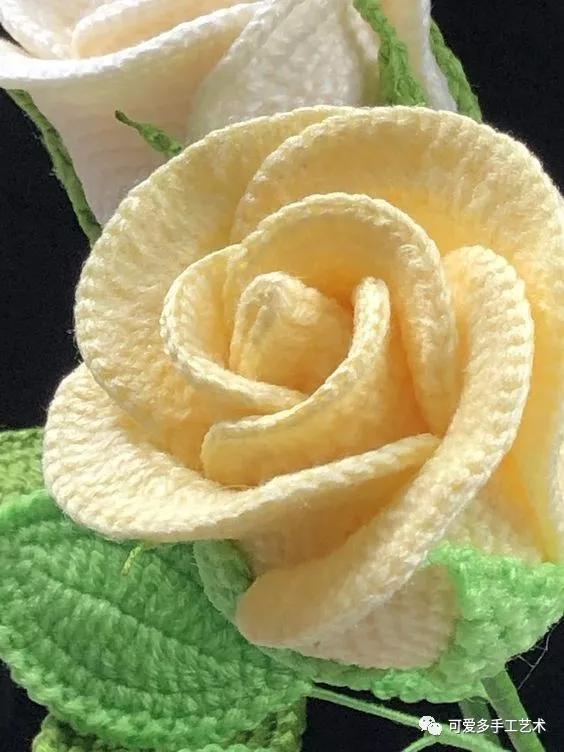 一团线可以钩几个玫瑰花,钩玫瑰花第三圈该怎么钩