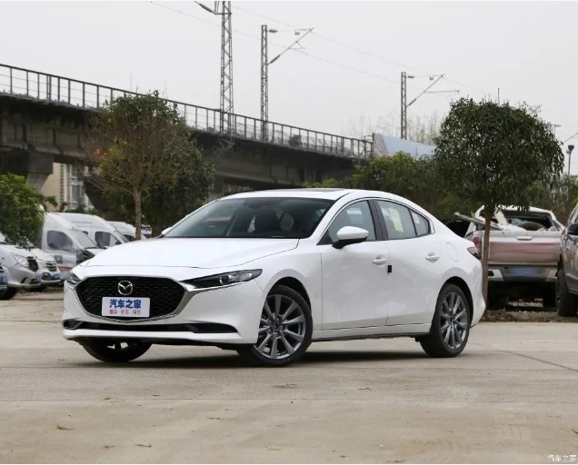 马自达3昂克赛拉8.99万测评,马自达3昂克赛拉实拍高级感