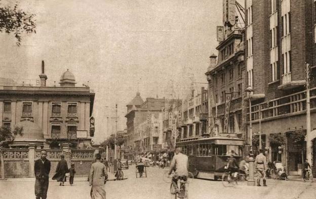 脚下踩的金街,一百多年就已经是“天花板”了