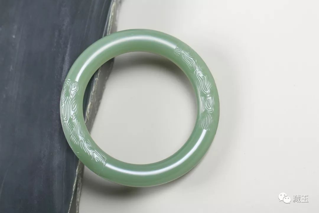 和田玉手镯怎么选才是最好的,和田玉手镯怎么选最好