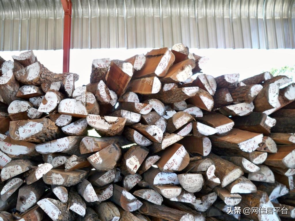 紫檀绿檀是什么木头,紫檀绿檀桃木区别