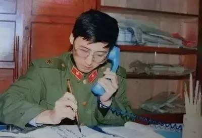 [真男人]嫌工资低辞职的四川副市长