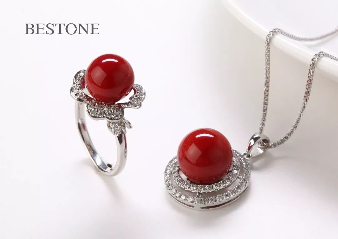 玉镯突然碎了是预兆什么,玉镯碎预示着什么