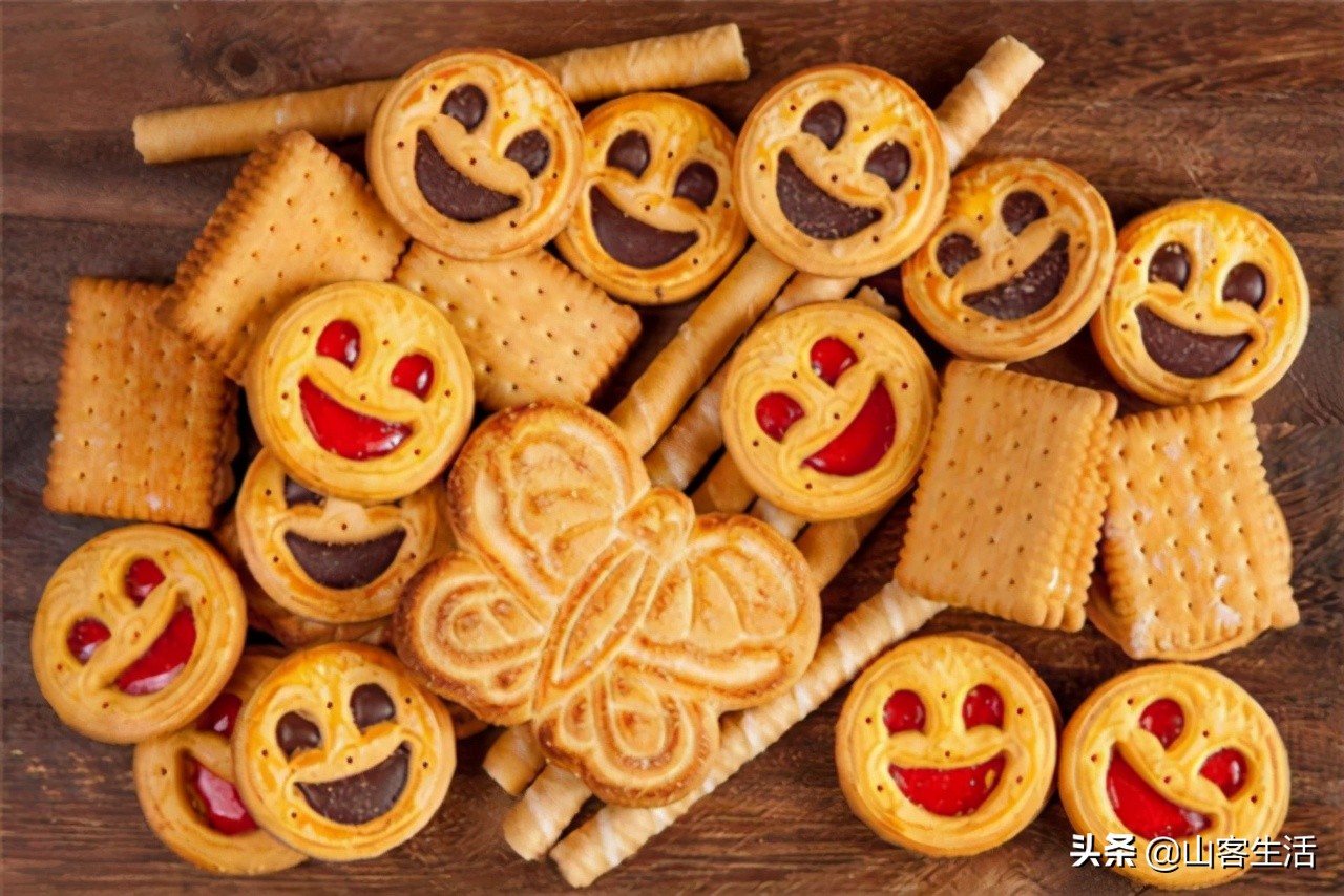 加盟个休闲食品店需要投资多少钱,休闲食品加盟店利润大概多少