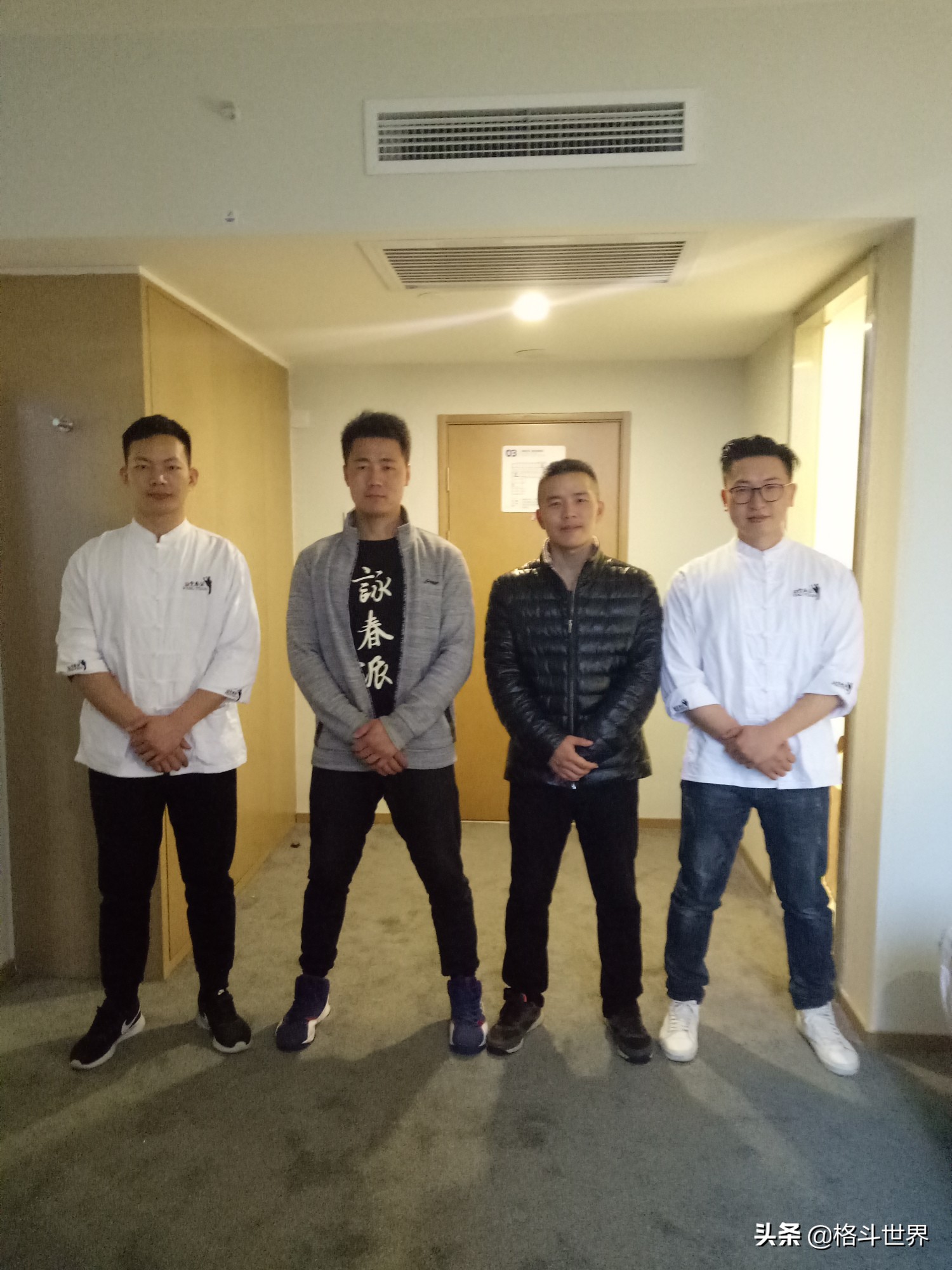 咏春拳高手13秒ko对手丁浩,咏春大师丁浩再次被搏击选手ko