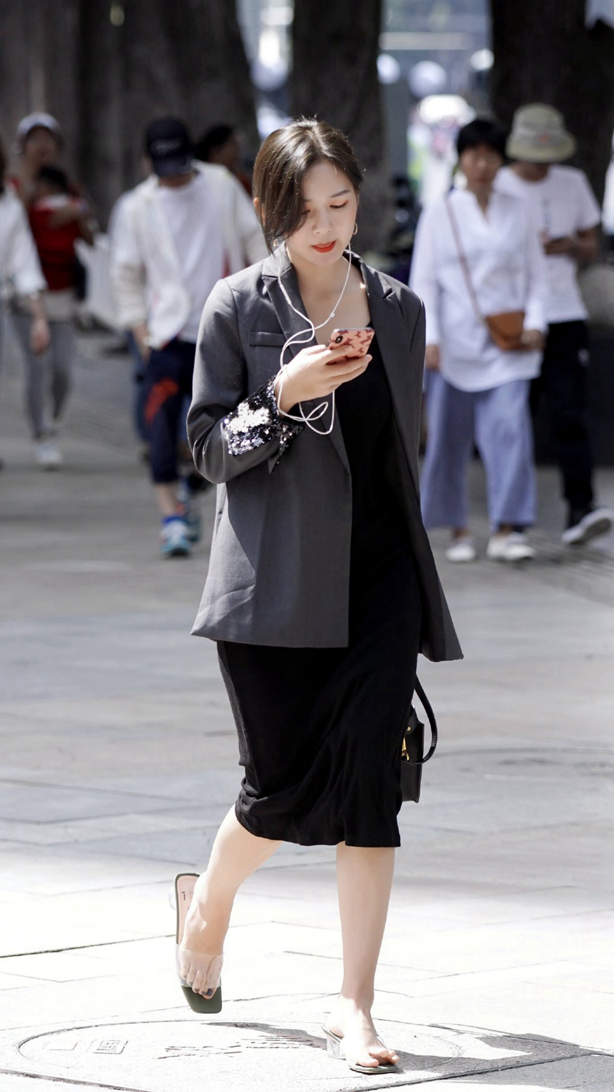 西装无下装穿搭,休闲西装怎么穿搭才好看