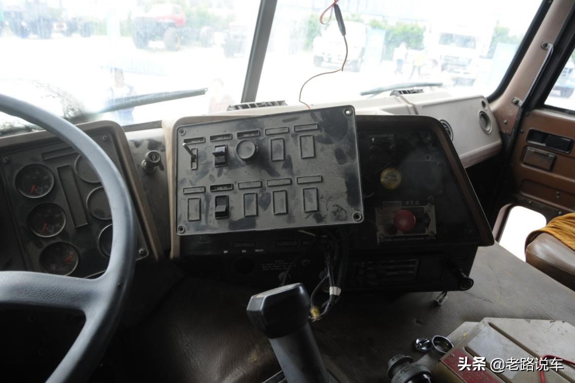 路边的经典——超级美式大平头！万国HL6482