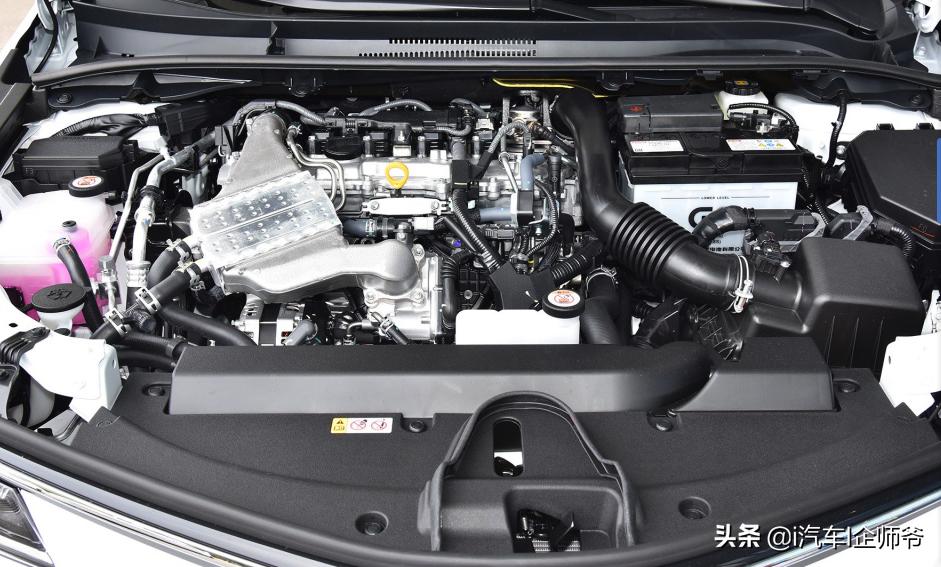 日产轩逸和卡罗拉哪个更值得购买,卡罗拉1.2t精英版比轩逸经典豪华