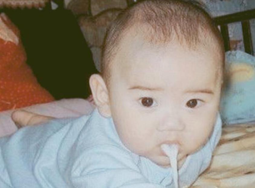 母乳宝宝不拉大便是母乳不够吃吗,母乳宝宝不攒肚子咋办