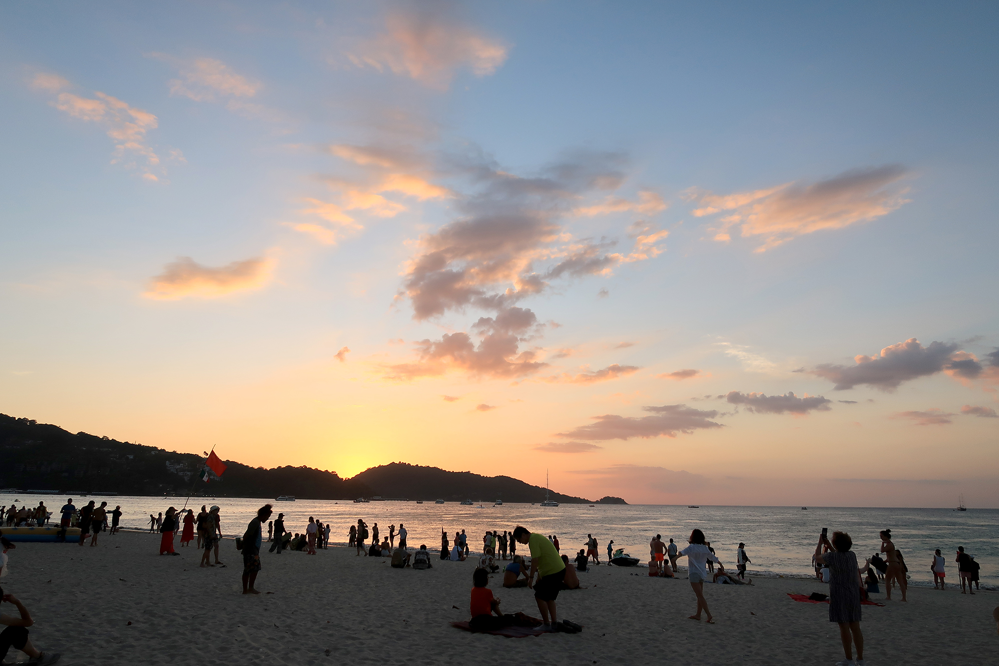 普吉岛最受欢迎景点,普吉岛各大海滩