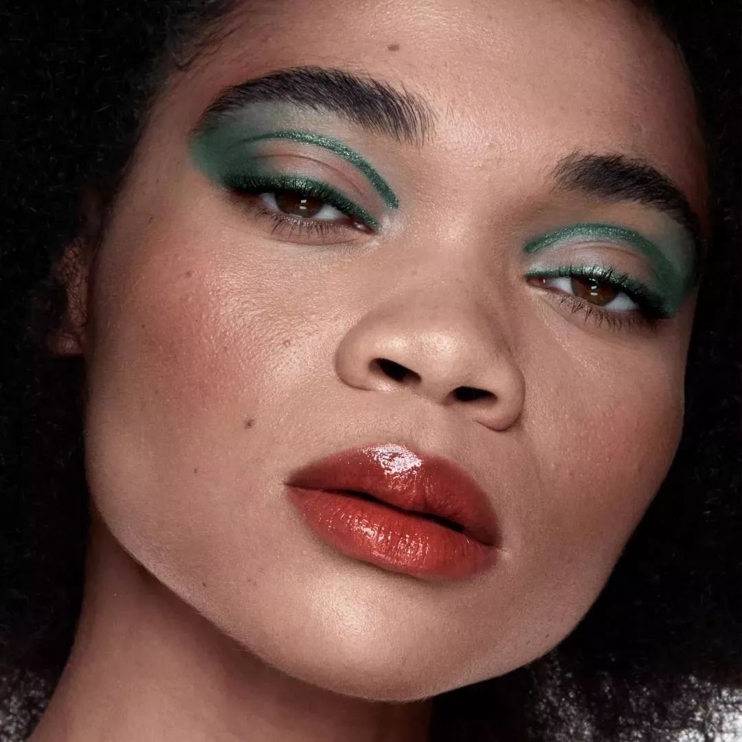 开箱各种各样的唇膏,gaga推荐彩妆工具