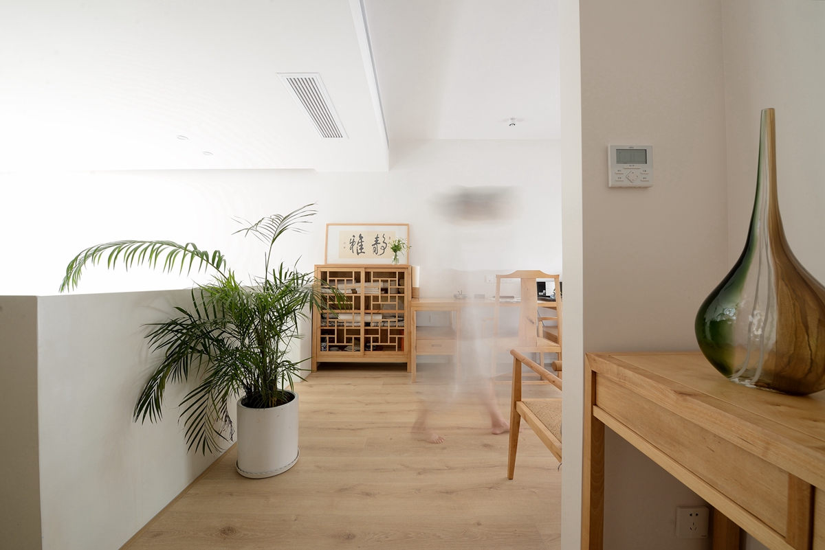 小城的生活简简单单普普通通,很向往学生时代的生活