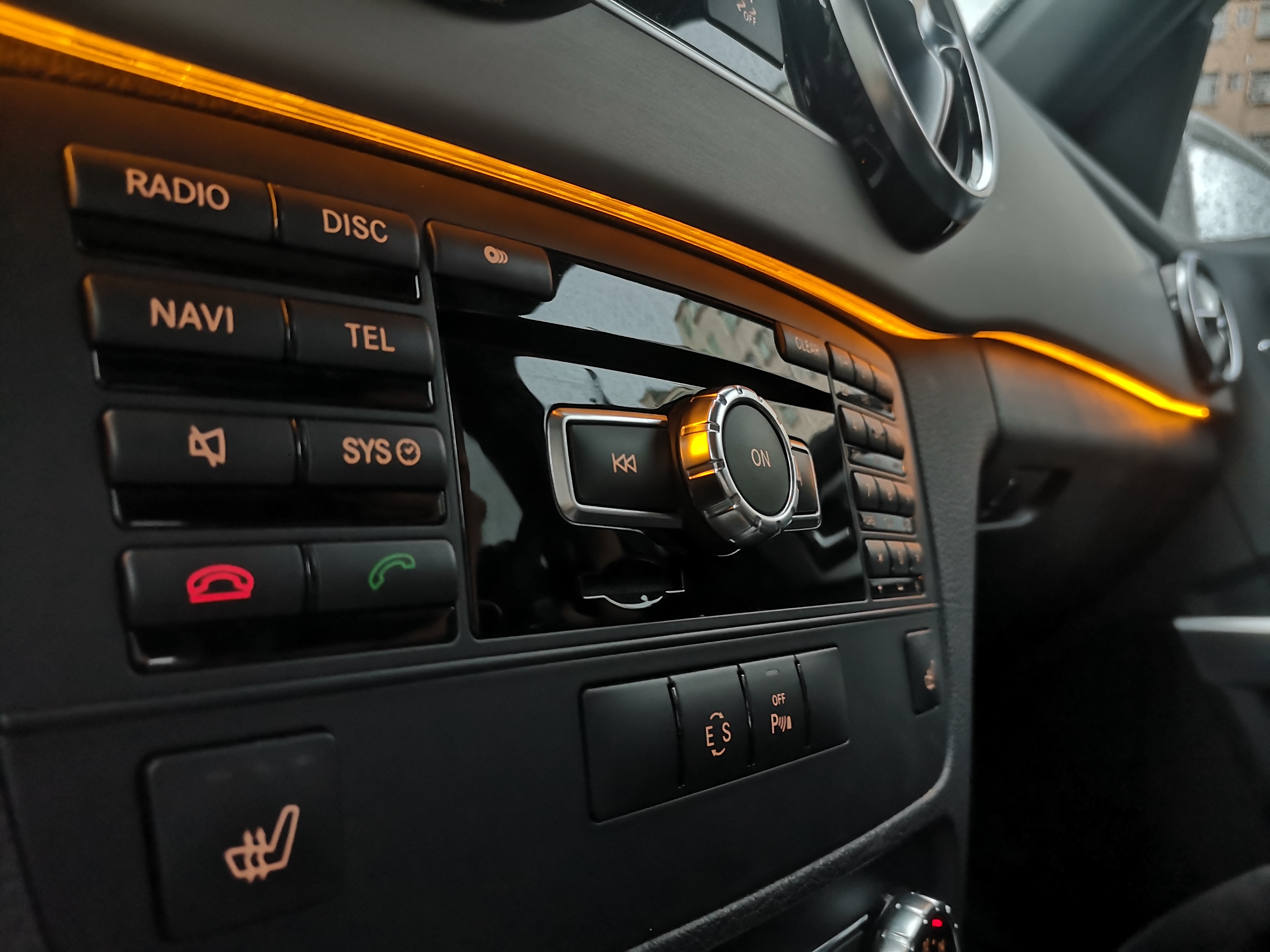 奔驰glk300音响改柏林之声多少钱,奔驰glk300改哈曼卡顿