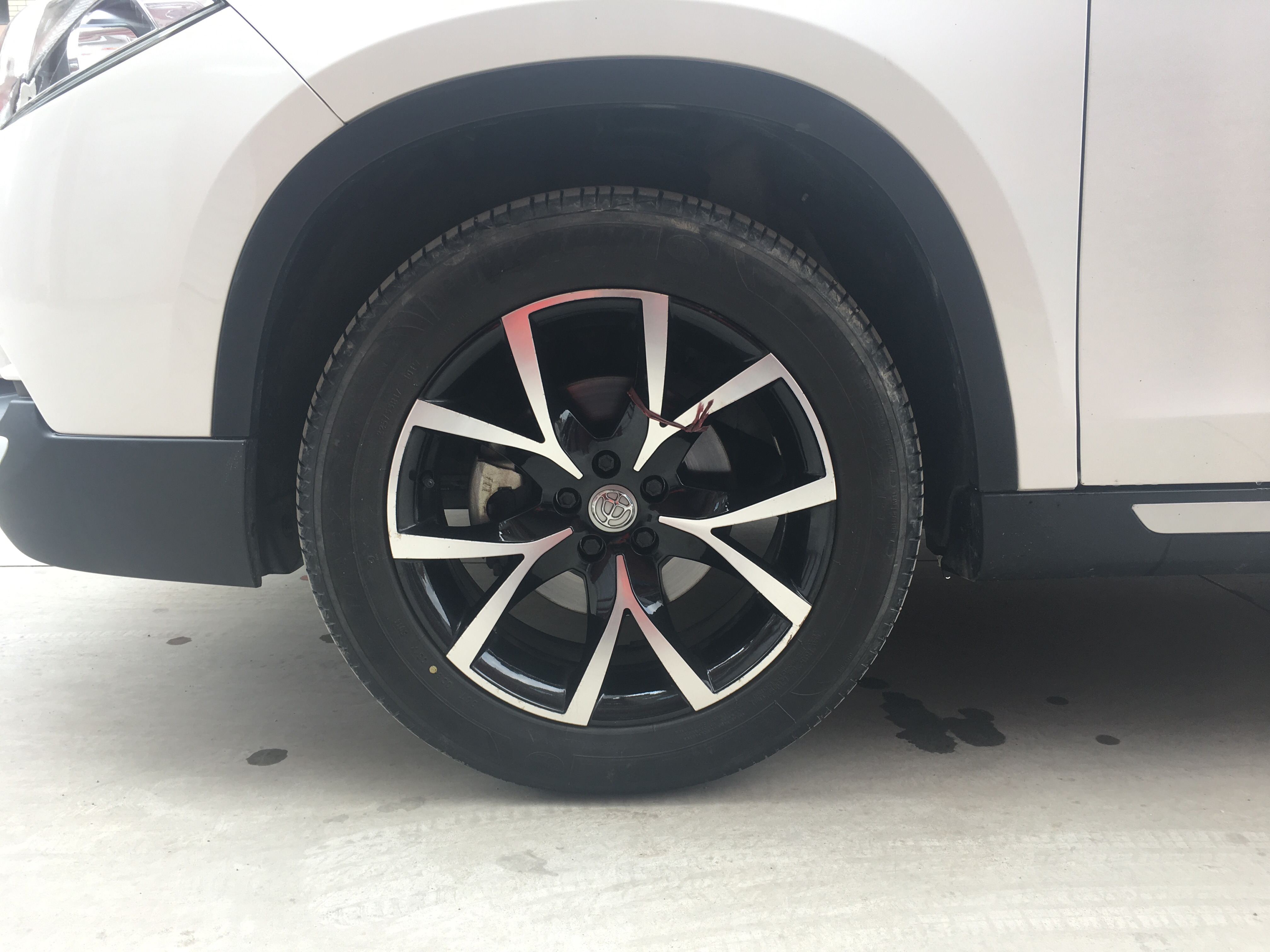 网上卖的二手轮胎好吗,正常使用的二手轮胎能卖多少钱