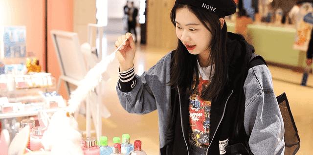 @所有猫控！万菱汇「猫咪美妆店」，任吸任摸！还有GD限量同款