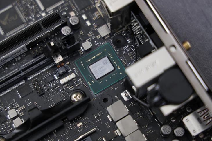 华硕rogx570-e2测评,华硕x570extreme