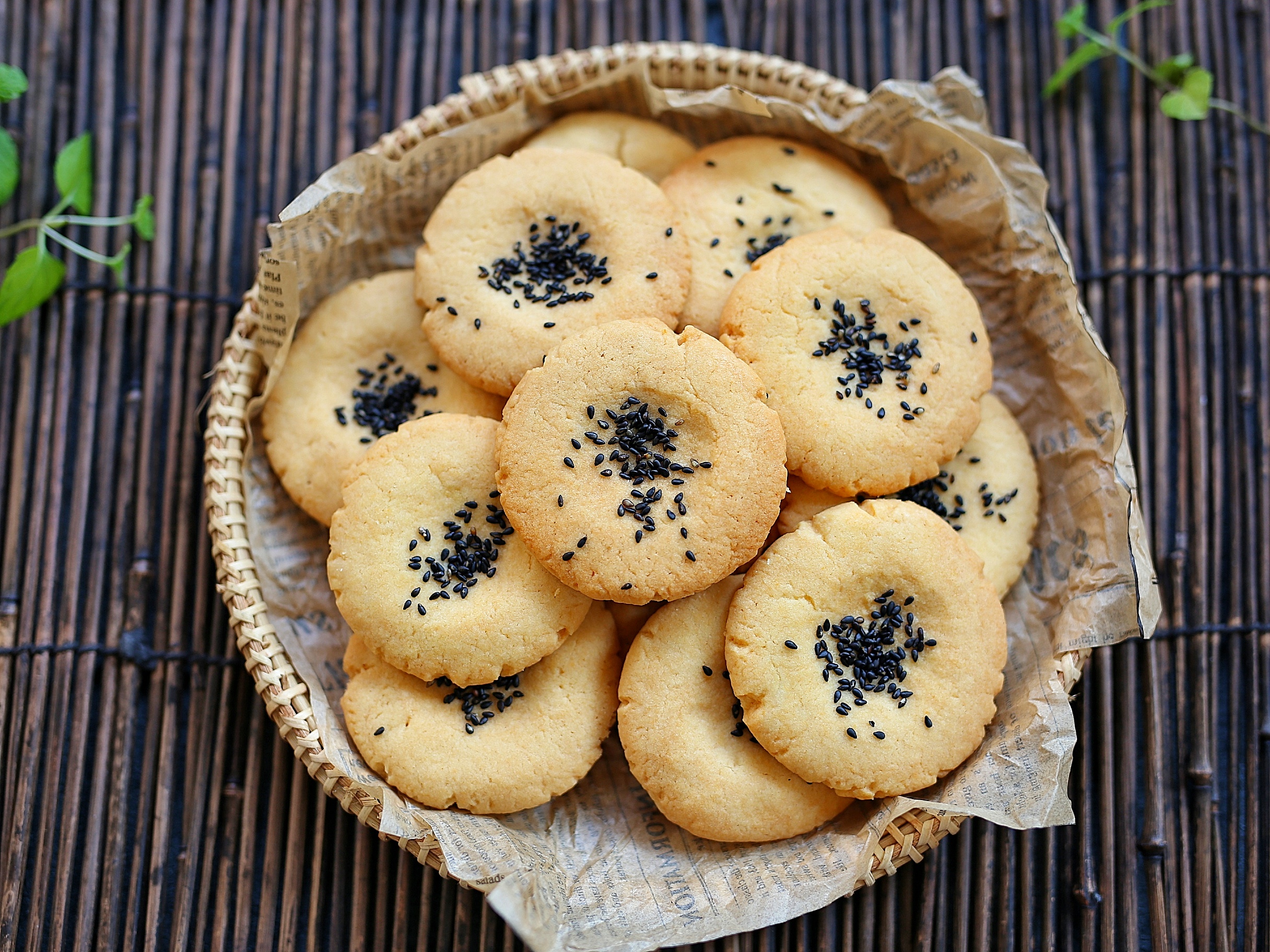 做桃酥用什么面粉最酥脆,做好的桃酥太硬怎么办