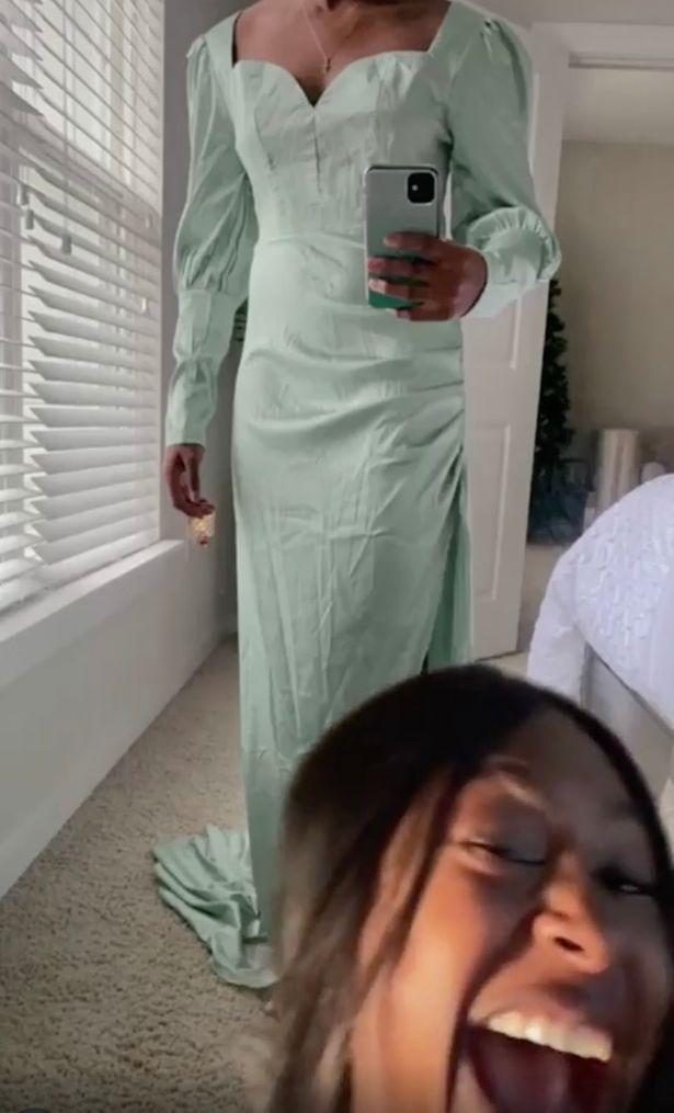 女子网购华贵晚礼服,女子花200多网购