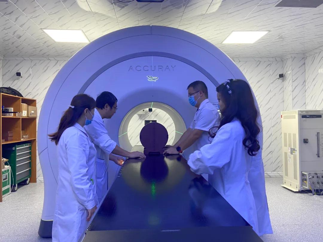 TOMO为何在众多高精尖放疗设备中突出？