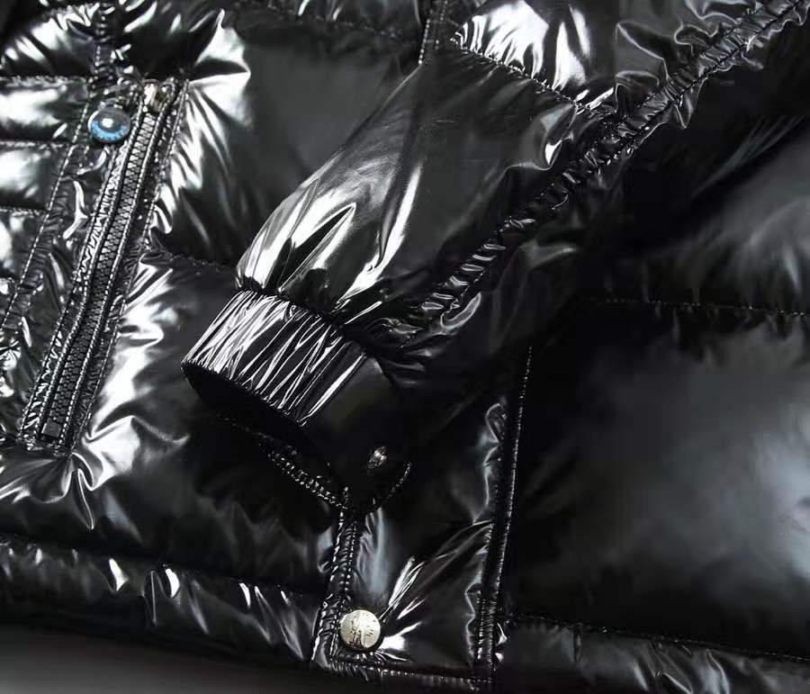 顶级复刻羽绒服,蒙口羽绒服高仿