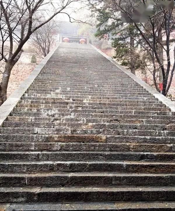 江哥探幽丨雾失恒山