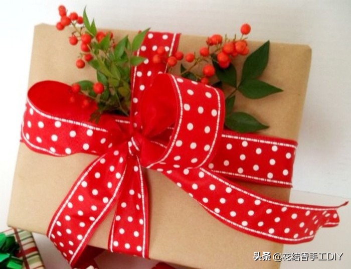 扁平型正方形礼物包装教程简单,手工diy礼物会说话