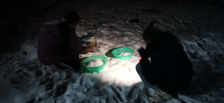 顶风冒雪抗严寒，战天斗地忍饥饿-布拖纪实