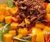 芒果鲜虾沙拉配什么酱,芒果鲜虾沙拉米其林式摆盘