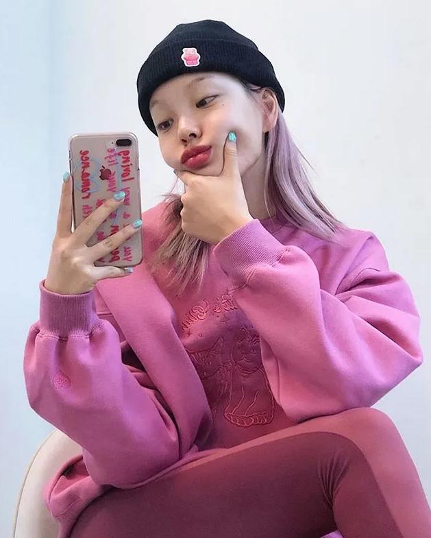 lisa泫雅写真照片,lisa泫雅同款