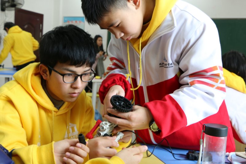 株洲外国语学校的学习氛围,湖南省株洲市荷塘区外国语学校